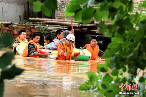 江西遂川遭大暴雨袭击 部分乡镇沦为一片汪洋 国际在线