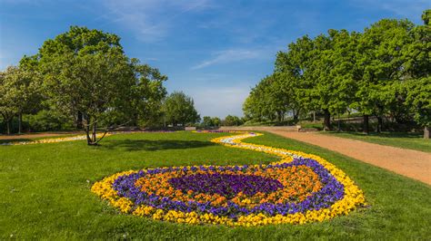 Park In Budapest The Corinthia Insider