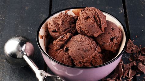 Ranking 32 Ice Cream Flavors From Worst To Best