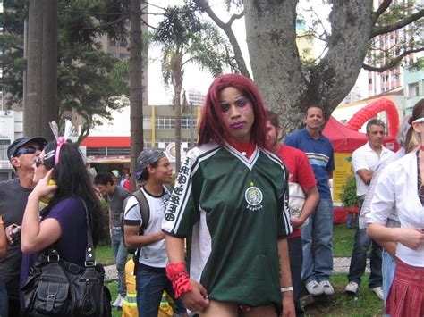 Mais Fotos Da Parada Gay Em Curitiba