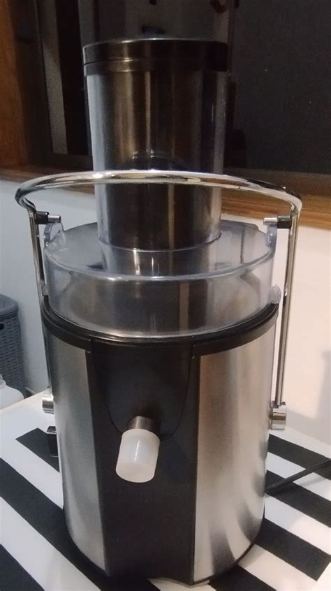 M Quina De Fazer Sumos Centrifugadora Em Inox Lomba Olx Portugal