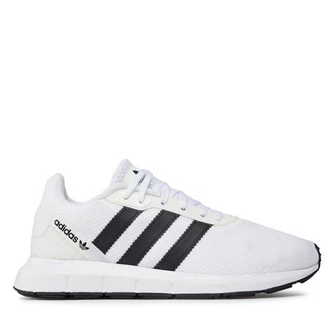 Schuhe Adidas Swift Run Rf Fv Ftwwht Cblack Ftwwht Eschuhe De