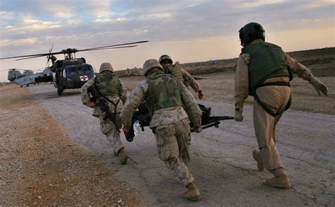 Us Deploys Marines To Iraq After Isis Rocket Attack Kills Soldier