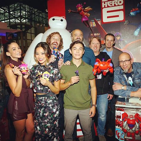 Big Hero 6 cast and filmmakers at the NYCC Bandai booth - Big Hero 6 Photo (37652202) - Fanpop