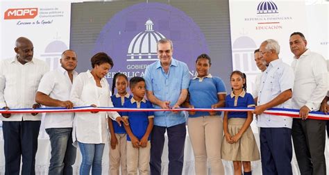 Presidente Abinader Inaugura Centro Educativo En Monte Plata Inversi N