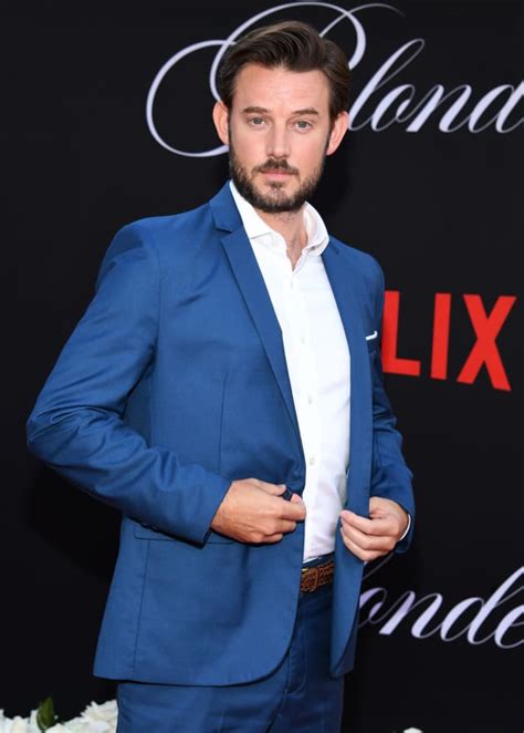 Dapper Evan Williams At Blonde Premiere Tv Fanatic