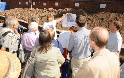 Philippa Langley (Richard III Society) showing a group of visitors around the site at the public ...