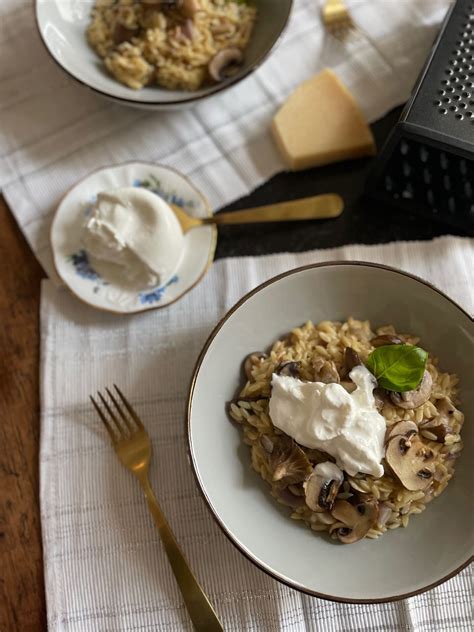 Risotto Van Orzo Met Paddenstoelen En Burrata Foodinista