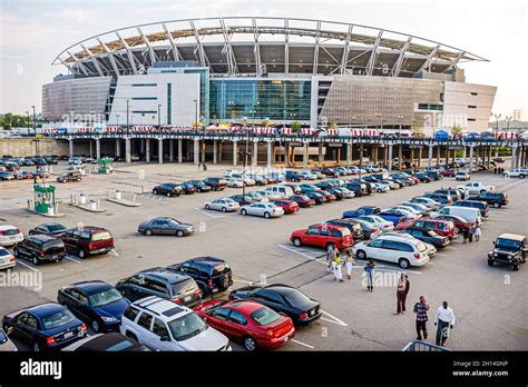 Parking Lot Car Park Sports Venue Hi Res Stock Photography And Images