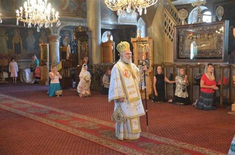 Slujire arhierească la biserica Buna Vestire din Tulcea Basilica ro