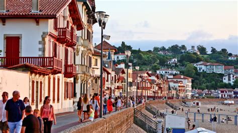 San Juan de Luz el centro histórico Turismo de San Juan de Luz