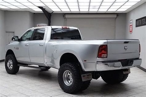 2011 Dodge Ram 3500 Diesel 4x4 Dually Lifted Crew Cab Slt