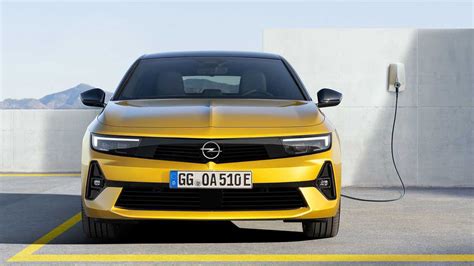 Nuova Opel Astra Interni Motori Plug In Tecnologia