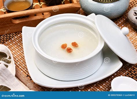 Healthy Edible Bird S Nest Soup Stock Image Image Of Delicious