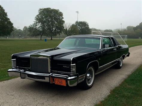 1978 Lincoln Town Coupe Sold At Mecum Chicago 2017 Classiccom