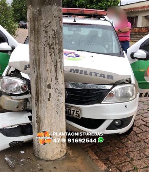 Homens Fortemente Armados Assaltam Ag Ncia Do Bradesco No Centro De