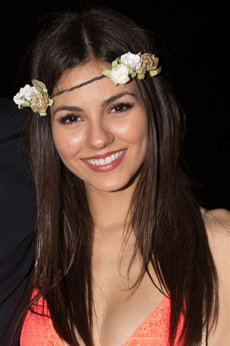 Victoria Justice Celebrities Show Off Even More Gorgeous Festival