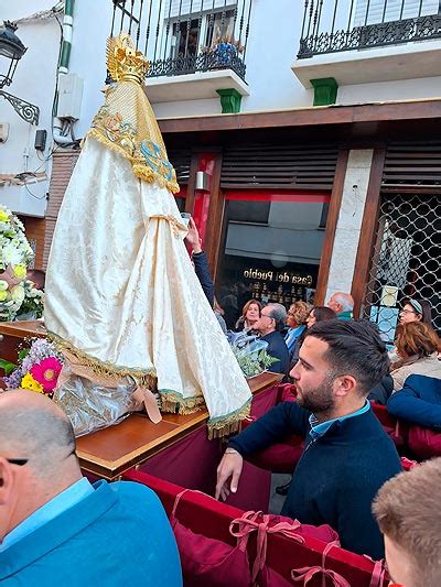 La Nueva Junta De Gobierno De La Hermandad Virgen De Flores Jura Sus Cargos