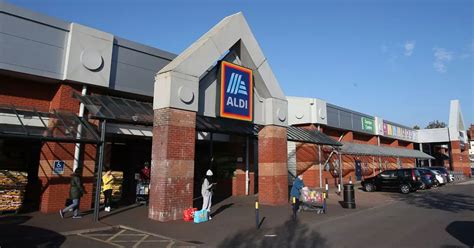 Plan To Extend Aldi Supermarket At Castle Retail Park In Radford