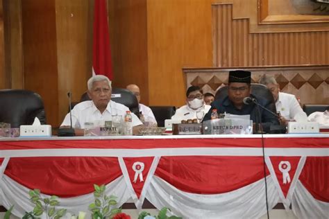 Bupati Asahan Sampaikan Jawaban Atas Pandangan Umum Fraksi Fraksi Dprd