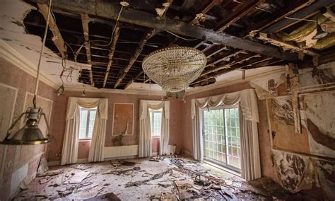 The Bishops Avenue derelict mansions - in pictures | Derelict, Mansions ...