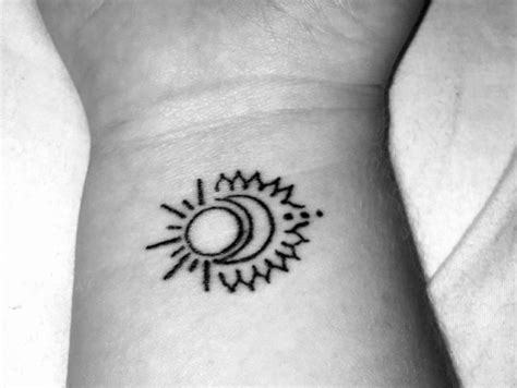 65 Amazing Sun and Moon Tattoo Designs for the Couples - Tattoo Me Now