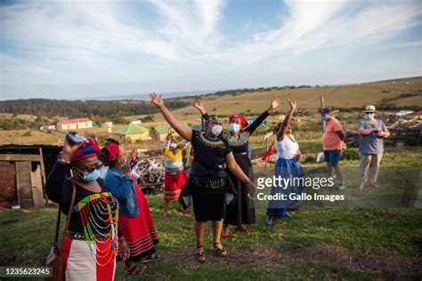 Xhosa Tradition Photos and Premium High Res Pictures - Getty Images