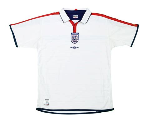 England Seragam