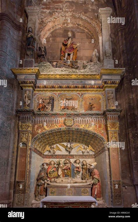 Francia Aveyron Rodez La Catedral De Notre Dame Sepultura