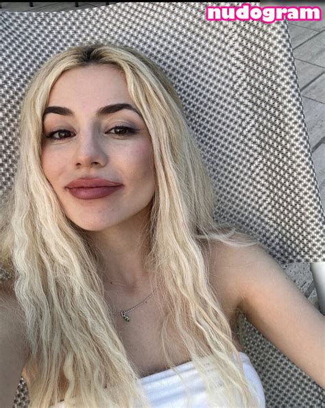 Ava Max Avamax Plharleyquinn Nude Leaks Onlyfans Photo