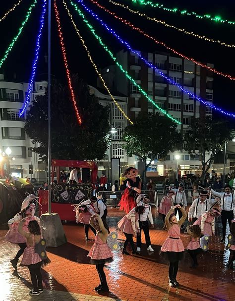 En imágenes Así fue el multitudinario desfile de Carnaval en Luarca