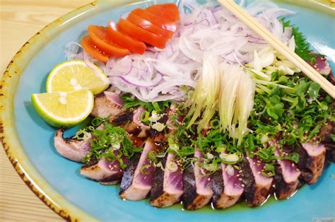 高知県宿毛でその日水揚げされた魚を、日戻りの鰹を、注目されている魚を、食べれるなんて！？ 株式会社末広