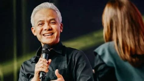 Foto Ganjar Pranowo Buka Suara Soal Pengunduran Diri Mahfud MD Dari