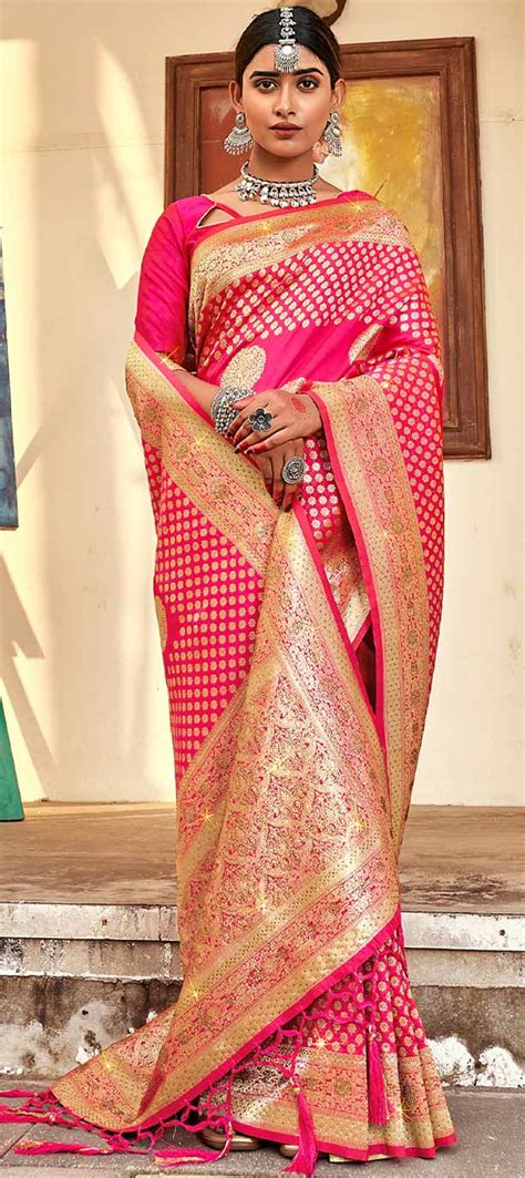 Reception Wedding Pink And Majenta Color Banarasi Silk Fabric Saree