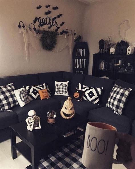 20++ Halloween Living Room Decor - HOMYHOMEE