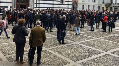 Il Funerale Di Un Enne La Fede E Il Fatto Cristiano Tempi