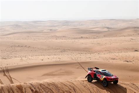 Malchanceux Sébastien Loeb perd gros lors de la troisième étape du