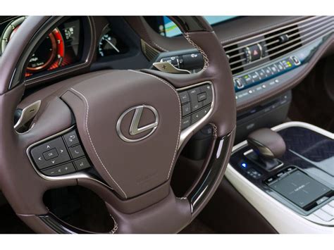 2025 Lexus LS: 138 Interior Photos | U.S. News