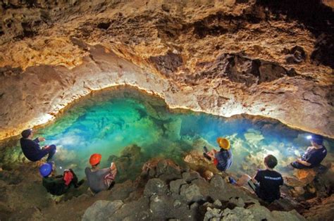 Sistem Hidrologi Karst National Geographic