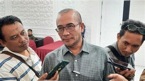 Ketua Kpu Sebut Caleg Terpilih Harus Jika Ditetapkan Paslon Di Pilkada