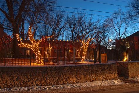 All About The Christmas Eve Tradition The Farolito And Luminaria Walk