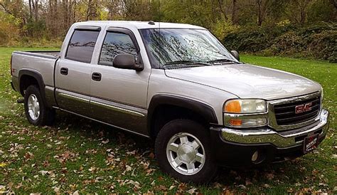 Used 2004 Gmc Sierra 1500 Sle Crew Cab Short Bed 4wd For Sale In Wellman Ia 52356 Buckwalter