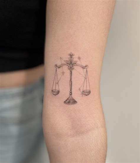 Tattoo Mit Dem Tierkreiszeichen Waage Symbolik Optimale Platzierung