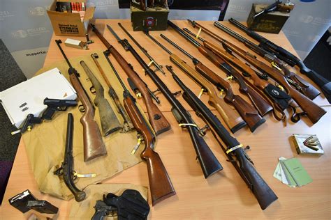 Waffen Arsenal bei mutmaßlichem Reichsbürger in Wuppertal gefunden