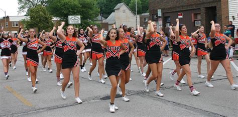 east moline main street fun  downtown east moline   summer