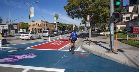 L A Voters Approve Measure Hla To Make Room For Bikes Buses Los