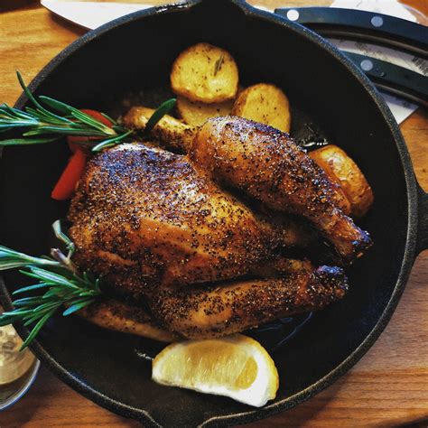 Cyril Lignac Partage Sa Recette Pour Un D Licieux Poulet R Ti L