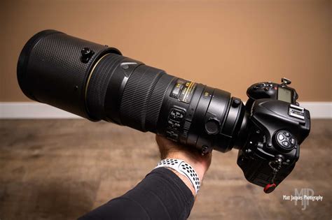 Hands-On With The Amazing Nikon 300mm f/2.8 VR II