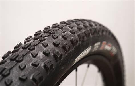 Test Maxxis Ikon Mtb Reifen Breit Leicht Gut