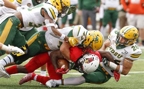 PHOTO GALLERY: NDSU Bison defeat Illinois State - InForum | Fargo, Moorhead and West Fargo news ...